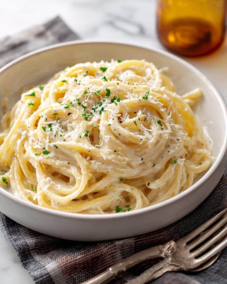 Creamy Garlic Pasta Recipe