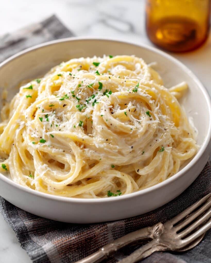 Creamy Garlic Pasta Recipe